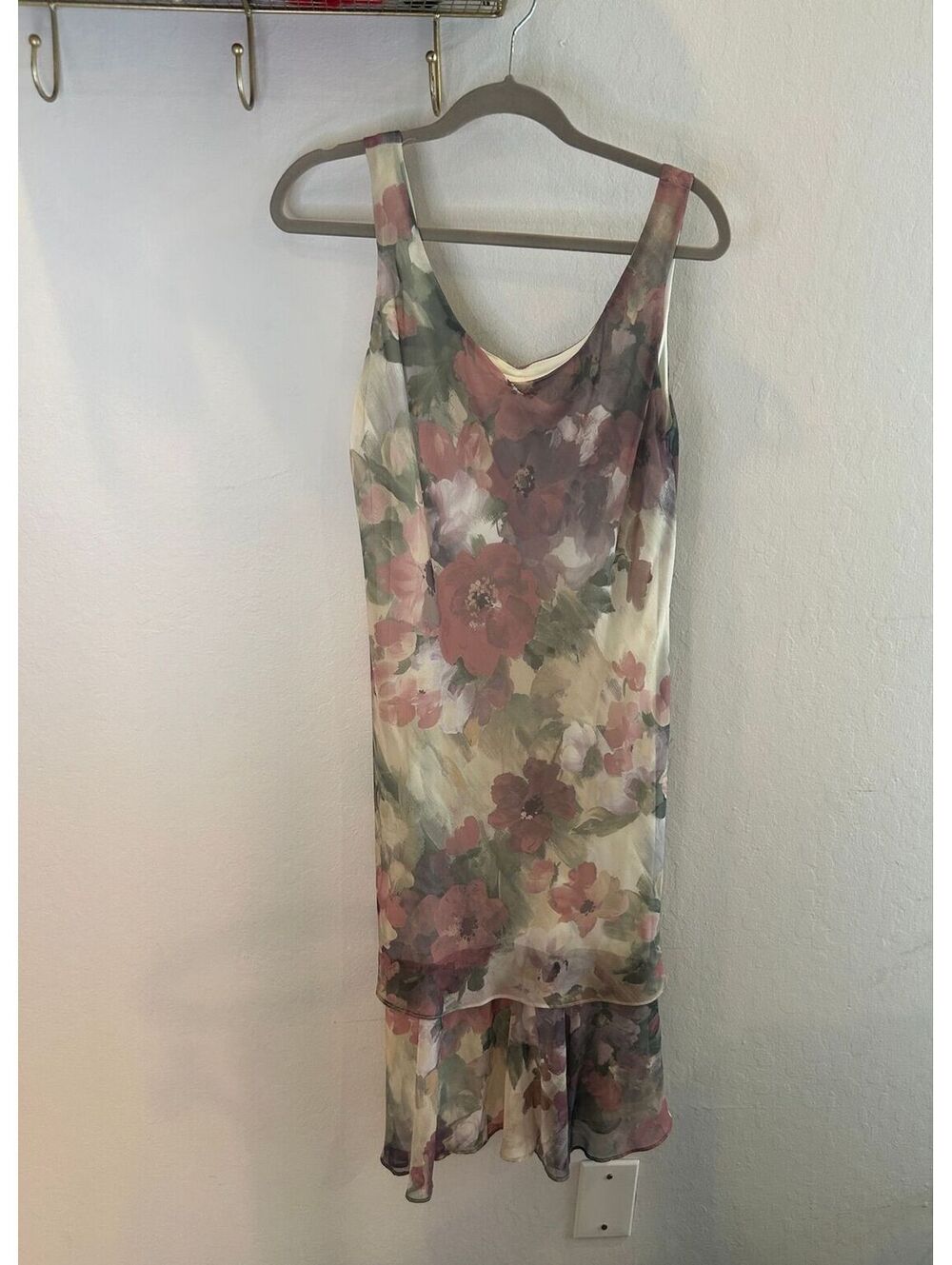 Vintage floral dress with Ruffle